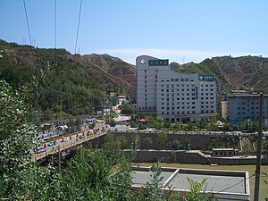 A bridge across the Yellow River, and the powe...