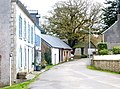 La rue principale du bourg de Trégarvan 2.