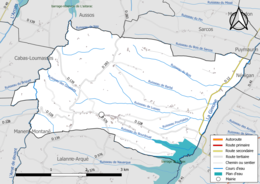 Carte en couleur présentant le réseau hydrographique de la commune