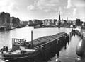 Die Fischerinsel mit der Petrikirche, Blick von der Waisenbrücke, 1952