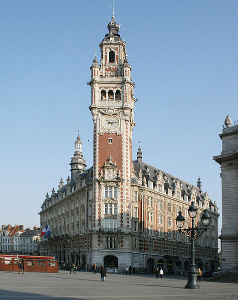 http://upload.wikimedia.org/wikipedia/commons/thumb/3/31/CCI_Lille.jpg/475px-CCI_Lille.jpg