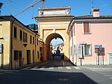 Porta Romane ou porta Santi