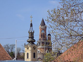 Pogled sa keja na kulu i Nikolajevsku crkvu