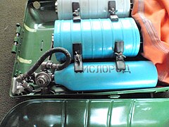 Close up of oxygen supply cylinder and regulator in an IDA-71 rebreather