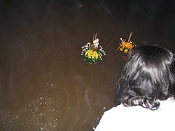 Lễ hội hoa đăng Thái Lan Loi Krathong