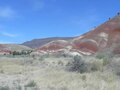 Файл: Раскрашенные холмы в национальном памятнике окаменелостей Джона Дея возле Митчелла, штат Орегон.ogv