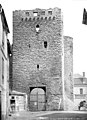 Tour du Prévôt, ancienne entrée principale située au nord de la ville (photo de 1884).