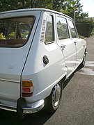 Flanc droit d'une Renault 6 TL de 1971.