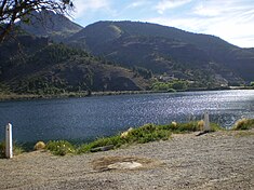 Le río Traful à son embouchure dans le río Limay