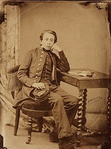 Portrait de Tristan Corbière âgé de 16 ou 17 ans, vers 1861-1862, photographie anonyme sur papier salé, 18 x 13 cm.