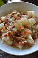 Yam som-o: kryddað Thai pomelo salat með tamarind safa