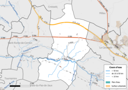 Carte en couleur présentant le réseau hydrographique de la commune