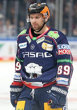 2022-04-10 Eisbären Berlin gegen Kölner Haie (Deutsche Eishockey-Liga 2021-22, Playoff-Viertelfinale) by Sandro Halank–061.jpg