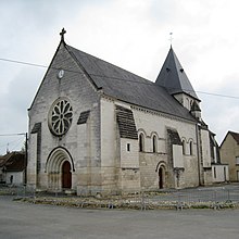 L'église Saint-Nazaire d'Azay-le-Ferron, en 2009.