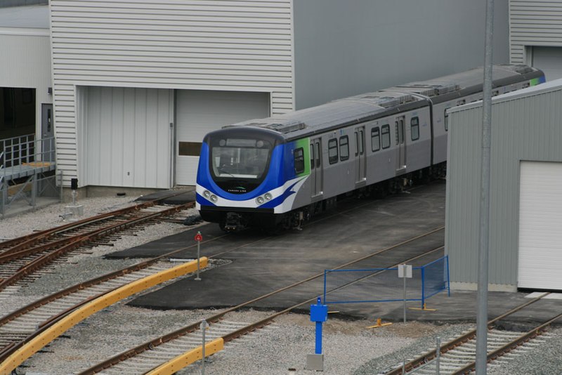 800px-Canada_Line_Train.jpg