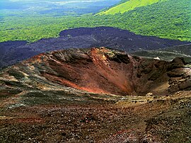 Кратер вулкана Серро-Негро, Никарагуа, август 2011.jpg