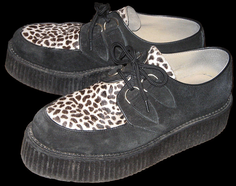 Archivo:Creepers shoes.jpg