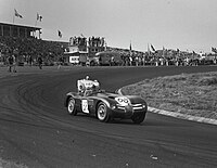 Roger Laurent im weißen Jaguar C-Type 1954 in Zandvoort