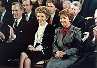 Raisa Gorbatsjova met Nancy Reagan
