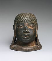 A Benin Bronze head from Nigeria Head of an Oba MET DP231468.jpg