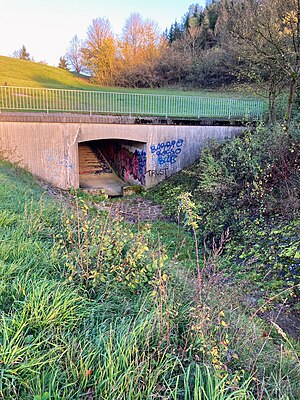 Hochwasserrückhaltebecken Nattheimer Tal (2022), Grundablass Luftseite