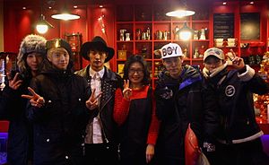 Be.A with the manager of Busan Coffee Gallery in December 2013