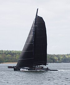 Spirit of Titan Lidingö runt mål 2009.jpg