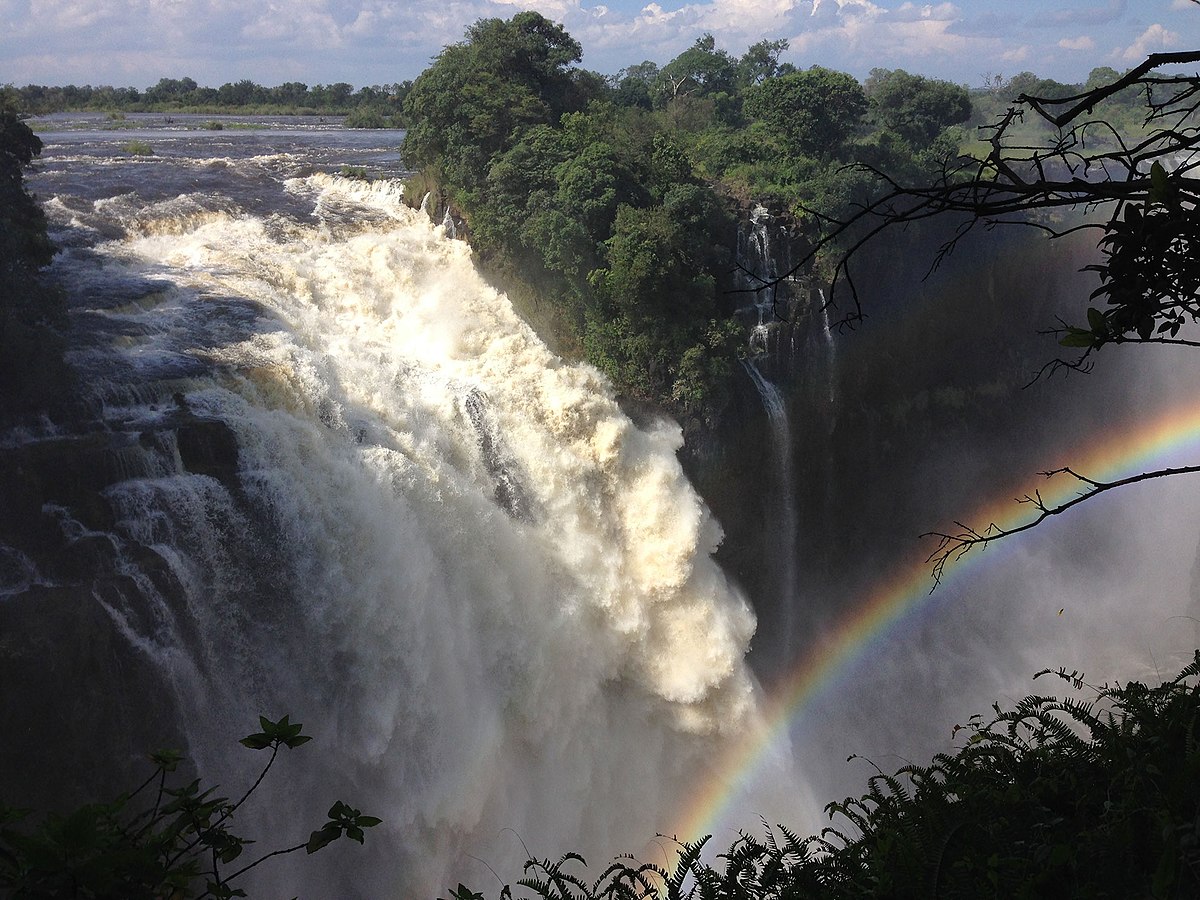 Victoria Falls Waterfall-Devils-Cataract.jpg