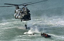 Republic of Korea Army Chinook deploying rescue divers in April 2015 2015.4.15 haegun3hamdae habdongjaenandaeeunghunryeon Republic of Korea Navy (16957001357).jpg