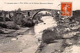 Vista del puente en una antigua postal