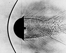 Bowshock example for a blunt body Bowshock example - blunt body.jpg