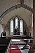 Altare och kor i Bunge kyrka