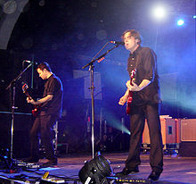 Jim Adkins a Tom Linton během vystoupení v Německu (2008)
