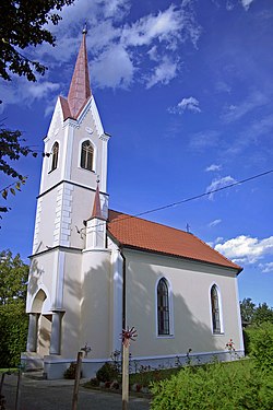 Kapela Marije Pomočnice v Filovcih