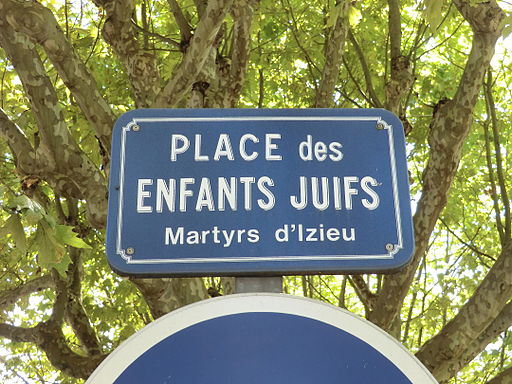 Place des Enfants Juifs (Izieu) à Belley