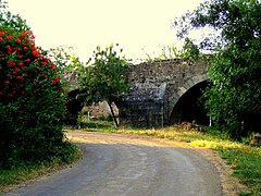 Puente de Cantillana junto a la vía verde.