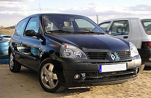 Second generation Renault Clio.
