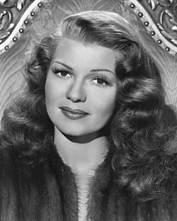 Pressfotografi på Rita Hayworth från filmen Dansens gudinna 1947.