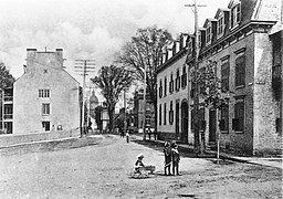 Rue Notre-Dame (rue des Ursulines) en 1870.