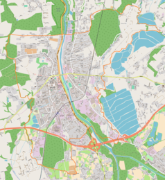 Mapa konturowa Skoczowa, blisko centrum na lewo znajduje się punkt z opisem „Synagoga w Skoczowie”