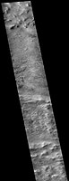 F火星勘测轨道飞行器背景相机拍摄的华莱士陨击坑坑底。