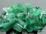 All emeralds are "grue" Zumiret.jpg