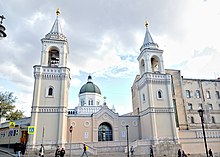 Центральный вход в Ивановский монастырь, 2022 год