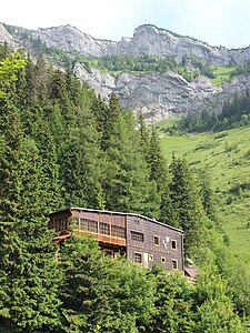 Das Tal um die Schutzhütte Plesnivec