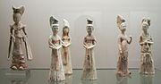 Figurine mingqi rappresentanti delle dame di corte della dinastia Tang