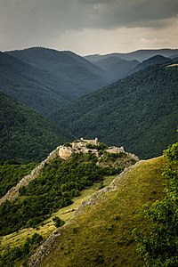 Cetatea Liteni, vedere Vestică cu Muntele Săcelului în depărtare Photograph: Ioan Pan