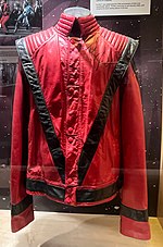 Miniatura para Chaqueta Thriller de Michael Jackson