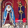 El Cautivo junto a María Santísima de la Esperanza Macarena (vestida de hebrea).