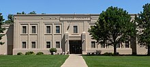 Dakota County Courthouse (Nebraska) 3 center.JPG