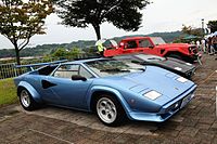 Countach LP400 S de 1978 no Xapón (dianteira)